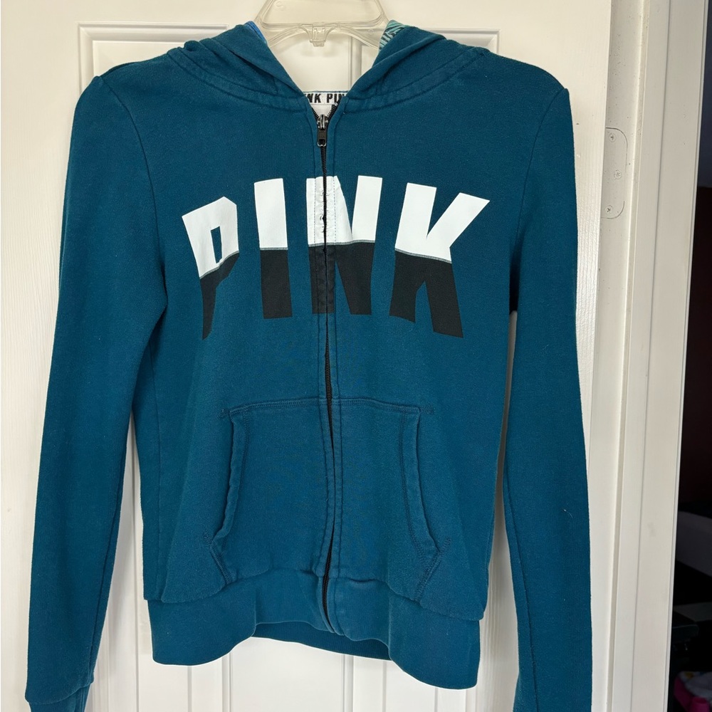 VS PINK hoodie
